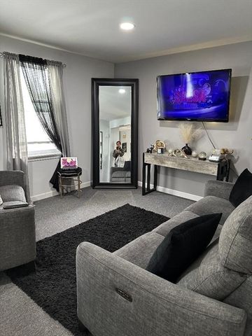 76-78 W. 3rd St, Lowell, MA 01850