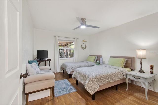 6146 NW 38TH TERRACE, Gainesville, FL 32653