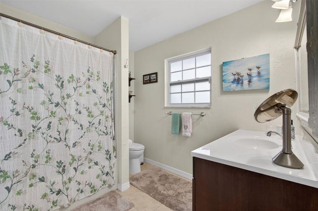 6146 NW 38TH TERRACE, Gainesville, FL 32653
