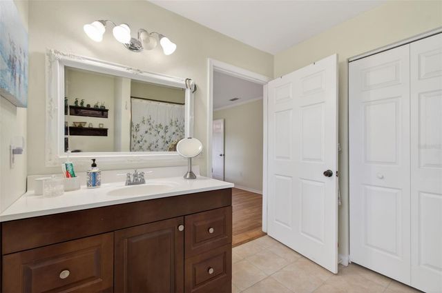 6146 NW 38TH TERRACE, Gainesville, FL 32653