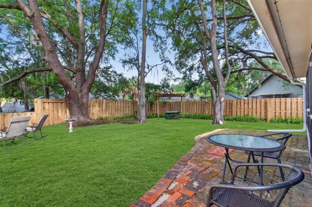 6146 NW 38TH TERRACE, Gainesville, FL 32653