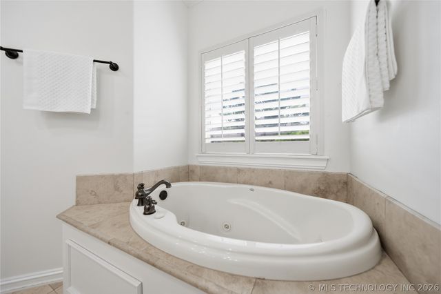 11248 S 75th Avenue E, Bixby, OK 74008