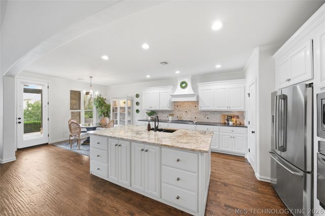 11248 S 75th Avenue E, Bixby, OK 74008