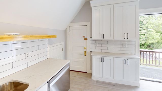 31 Averton St. 3, Boston, MA 02131