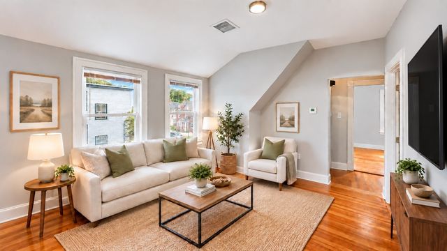 31 Averton St. 3, Boston, MA 02131