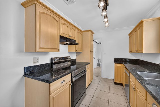 813 Date Palm Drive, Lake Park, FL 33403