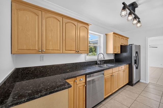 813 Date Palm Drive, Lake Park, FL 33403