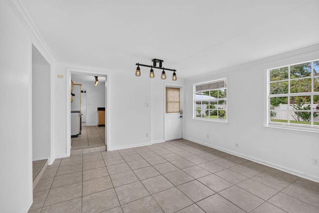 813 Date Palm Drive, Lake Park, FL 33403