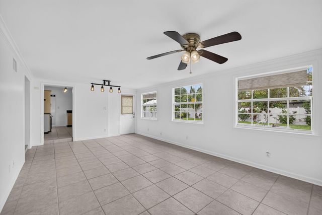 813 Date Palm Drive, Lake Park, FL 33403