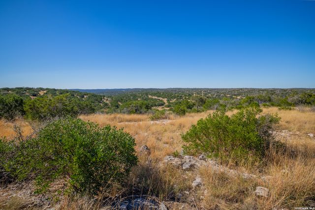 172 Sd 55576, Rocksprings, TX 78880