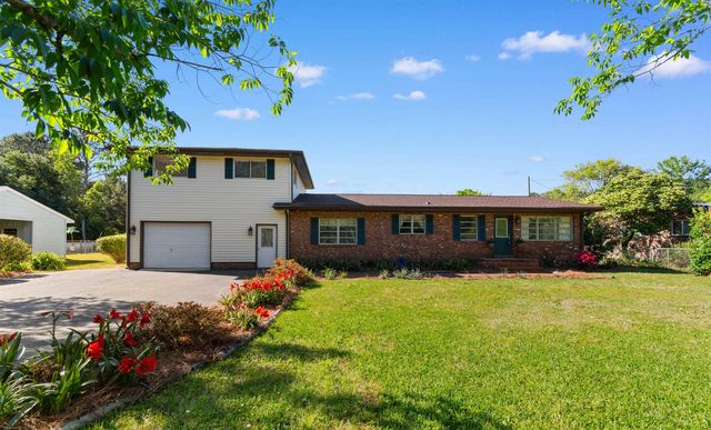 1594 Montford Rd., Georgetown, SC 29440