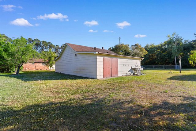 1594 Montford Rd., Georgetown, SC 29440