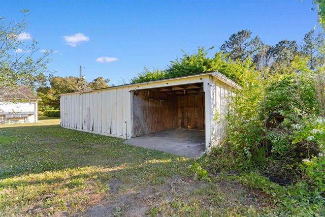 1594 Montford Rd., Georgetown, SC 29440