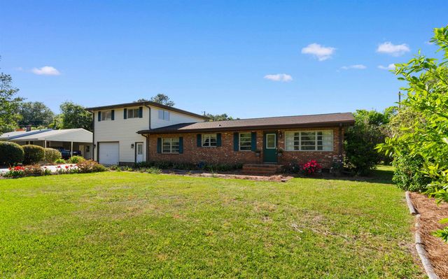 1594 Montford Rd., Georgetown, SC 29440