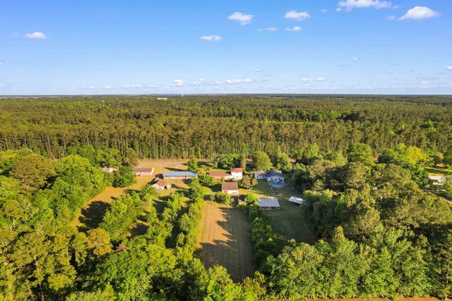 1594 Montford Rd., Georgetown, SC 29440