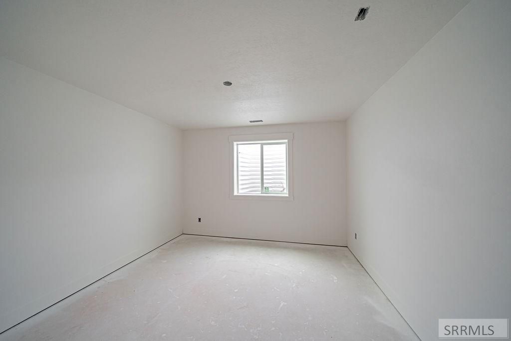 Image 27 of property listing at 1631 Palm Springs Drive, Idaho Falls, ID 83404