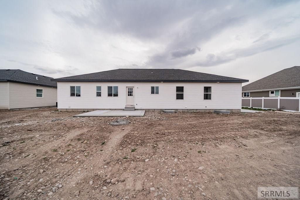 Image 35 of property listing at 1631 Palm Springs Drive, Idaho Falls, ID 83404