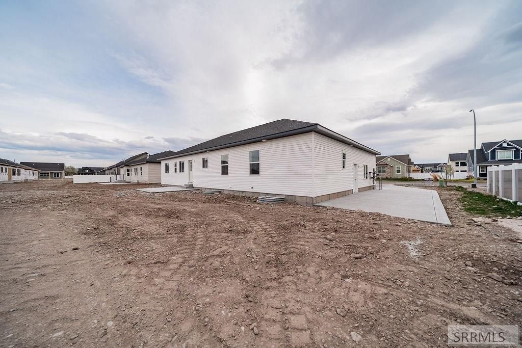 Image 36 of property listing at 1631 Palm Springs Drive, Idaho Falls, ID 83404
