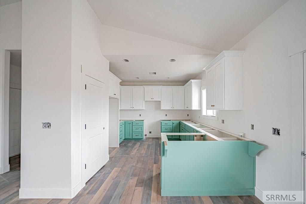 Image 9 of property listing at 1631 Palm Springs Drive, Idaho Falls, ID 83404