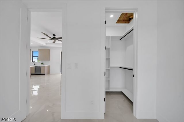 2707 29th ST SW, Lehigh Acres, FL 33976