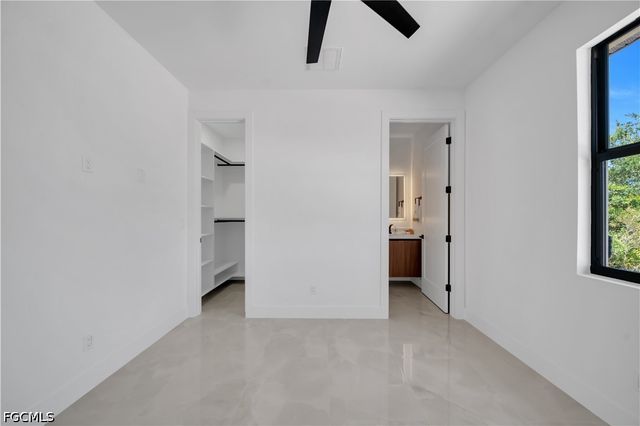 2707 29th ST SW, Lehigh Acres, FL 33976