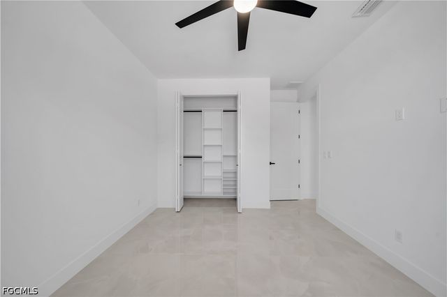 2707 29th ST SW, Lehigh Acres, FL 33976