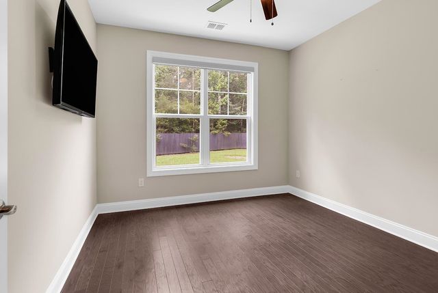 64 Black Pearl Court, Pawleys Island, SC 29585