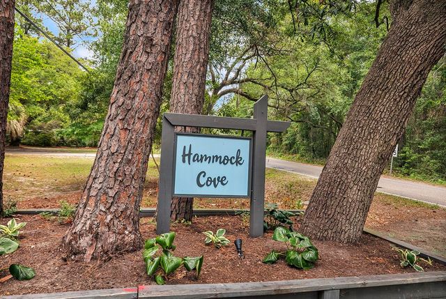 64 Black Pearl Court, Pawleys Island, SC 29585