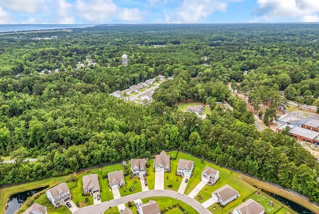 64 Black Pearl Court, Pawleys Island, SC 29585