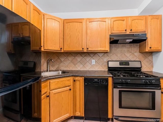 4705 Henry Hudson Parkway 3B, Bronx, NY 10471