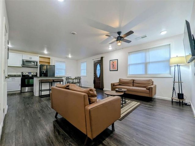 2533 Godfrey Drive, Atlanta, GA 30318