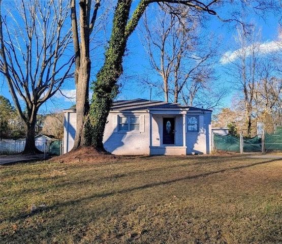 2533 Godfrey Drive, Atlanta, GA 30318