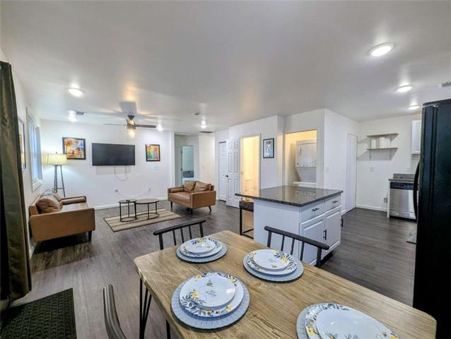 2533 Godfrey Drive, Atlanta, GA 30318