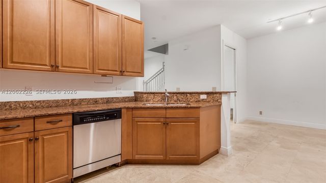 425 NE 69th Cir, Boca Raton, FL 33487