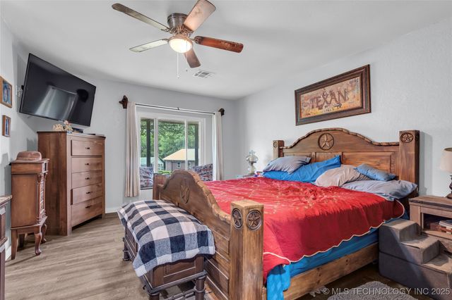 30 Peach Street, Healdton, OK 73438