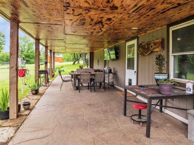 30 Peach Street, Healdton, OK 73438