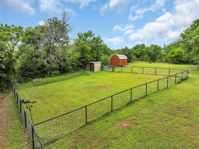 30 Peach Street, Healdton, OK 73438