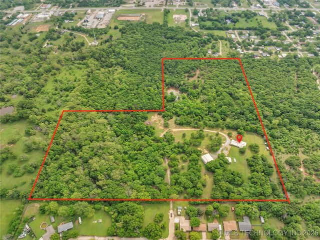 30 Peach Street, Healdton, OK 73438