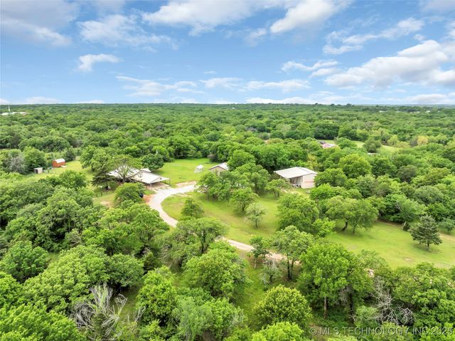 30 Peach Street, Healdton, OK 73438