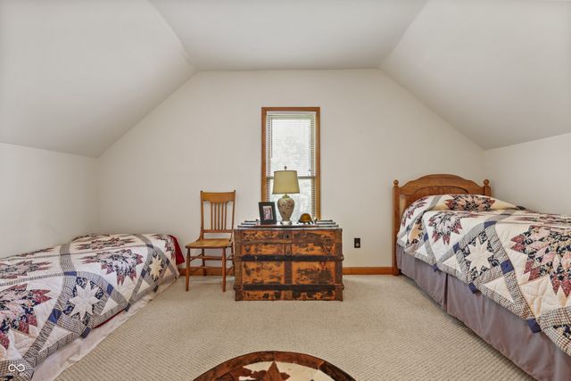 6442 S 300 W, Trafalgar, IN 46181
