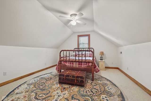 6442 S 300 W, Trafalgar, IN 46181