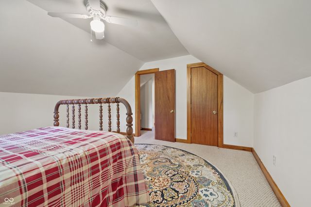 6442 S 300 W, Trafalgar, IN 46181