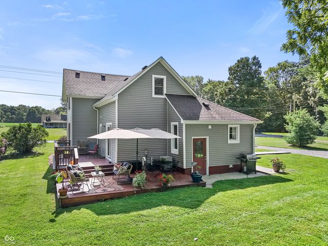6442 S 300 W, Trafalgar, IN 46181