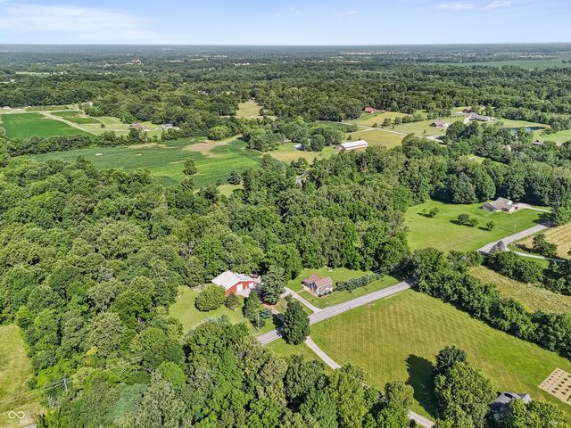 6442 S 300 W, Trafalgar, IN 46181