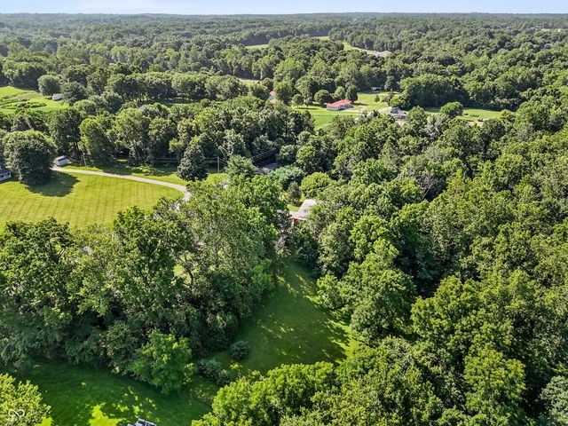 6442 S 300 W, Trafalgar, IN 46181