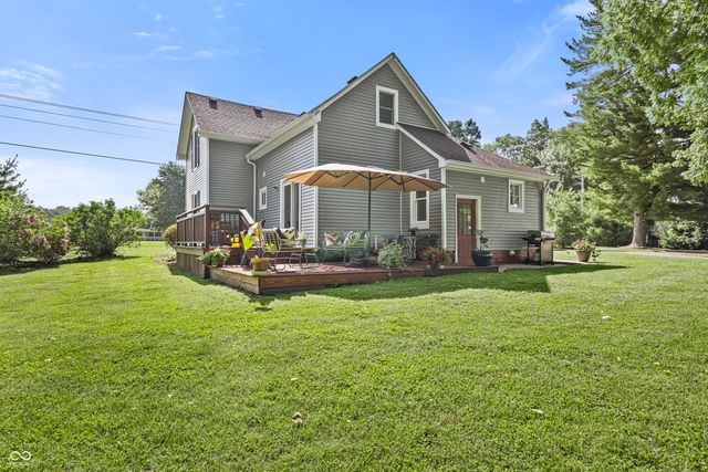 6442 S 300 W, Trafalgar, IN 46181