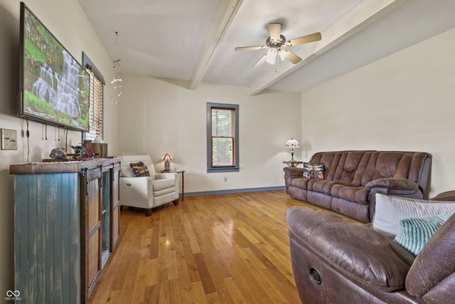 6442 S 300 W, Trafalgar, IN 46181
