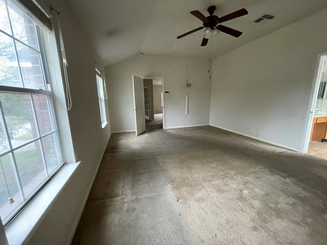 4019 Kelsey Trail Lane, Houston, TX 77047