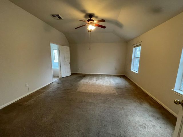 4019 Kelsey Trail Lane, Houston, TX 77047