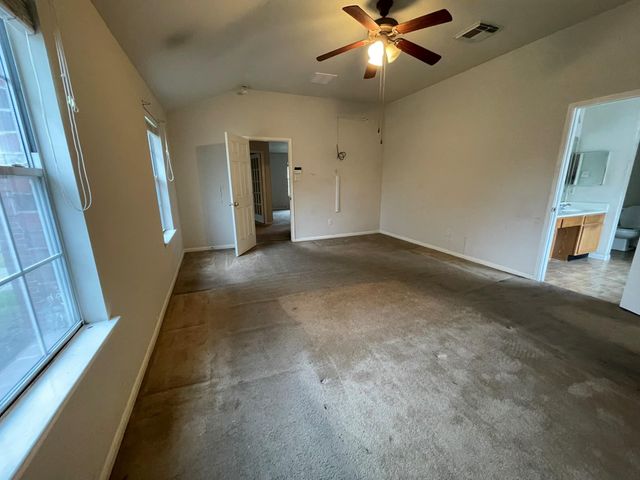 4019 Kelsey Trail Lane, Houston, TX 77047